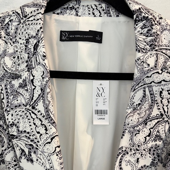 New York & Company Black and White Paisley Blazer - Picture 2 of 4